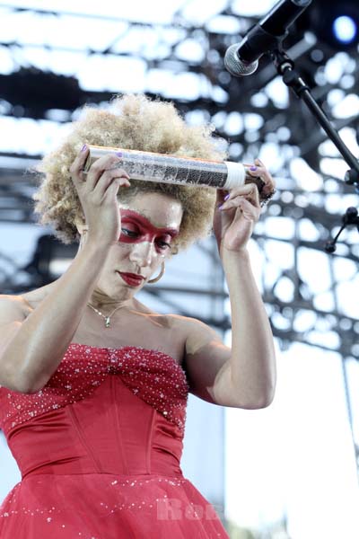 MARTINA TOPLEY BIRD - 2010-08-28 - SAINT CLOUD - Domaine National - Scene de l'Industrie - Martina Gillian Topley-Bird